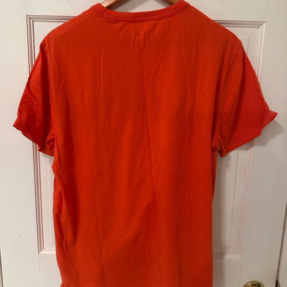 Three large T-shirts for one price… American Eagle, Old Navy, Gap..  ￼like New - Picture 5 of 16
